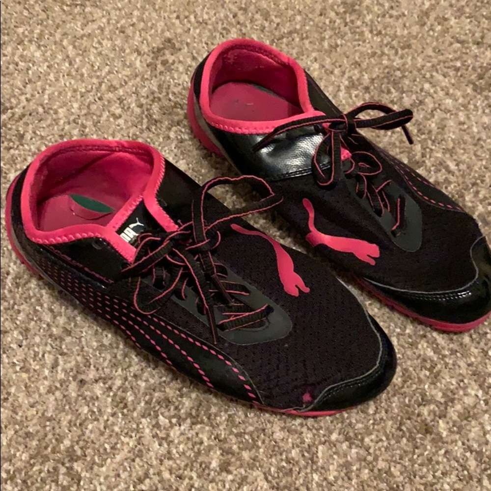 Women’s sneakers